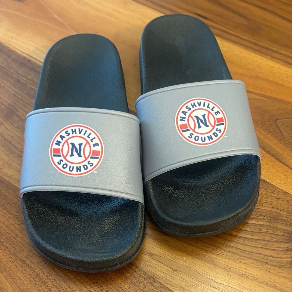NEW Womens Nashville Sounds Triple A Baseball Gray Black Slides Sandals Size 8